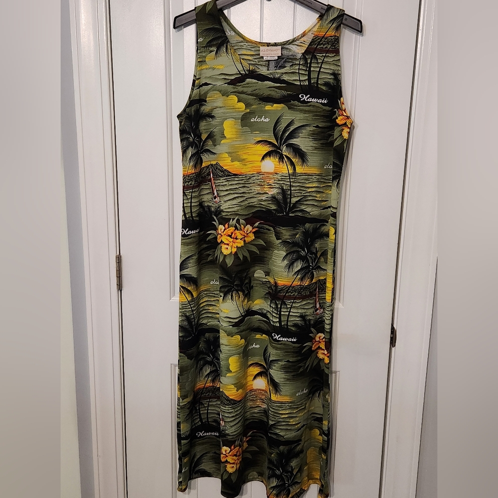 Aloha hut Tropical Print Midi Dress